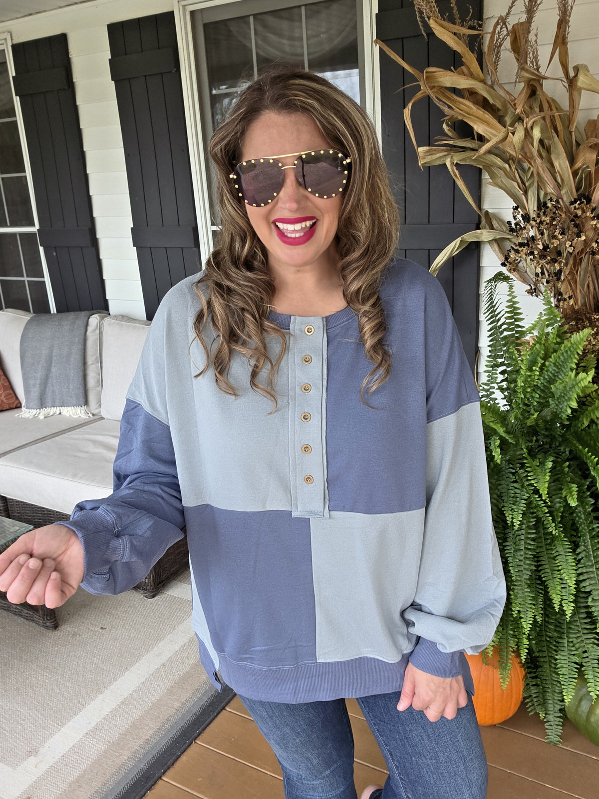 BLUE BLOCK COLORBLOCK BUTTON TRIM KNIT TOP