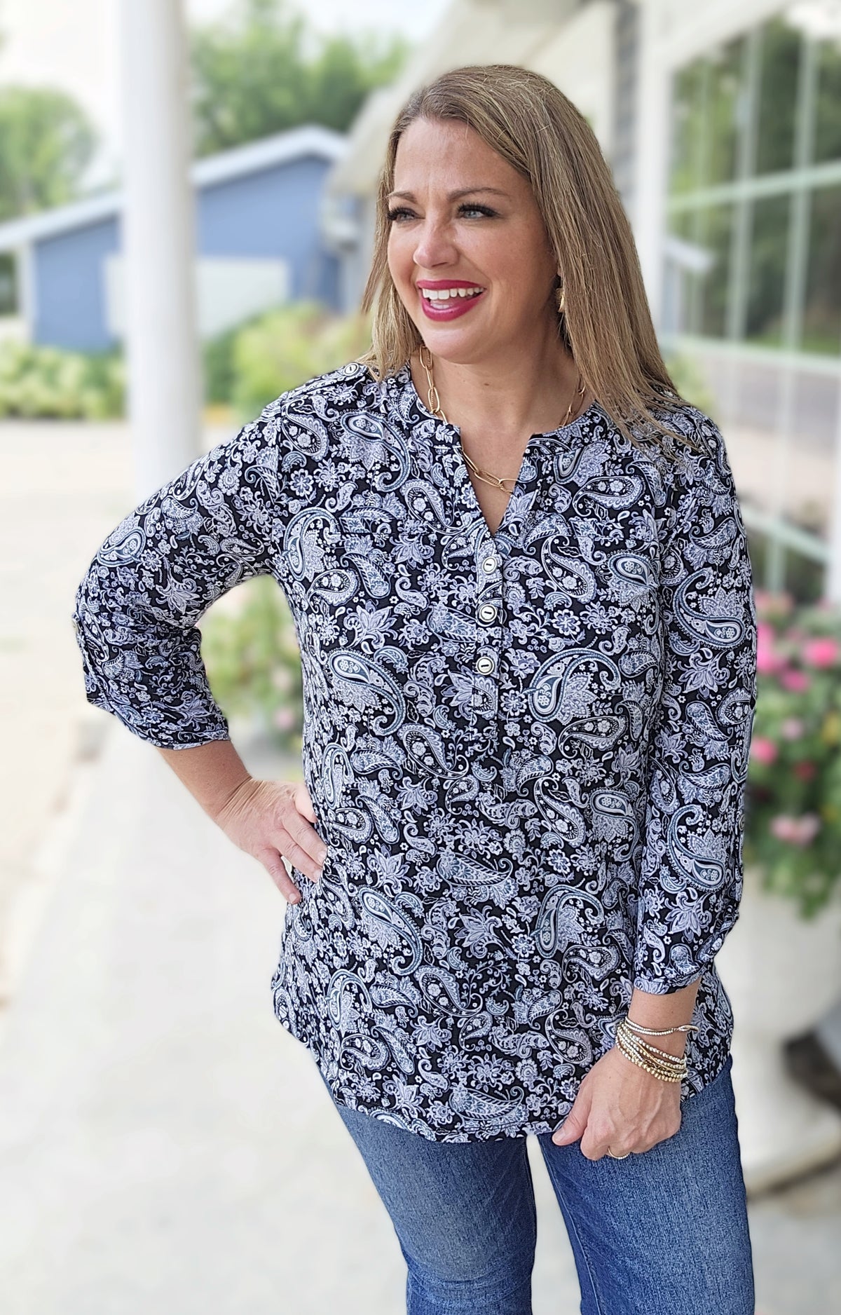 DEAR SCARLETT BLACK/GREY PAISLEY PRINT LUXE LIZZY TOP