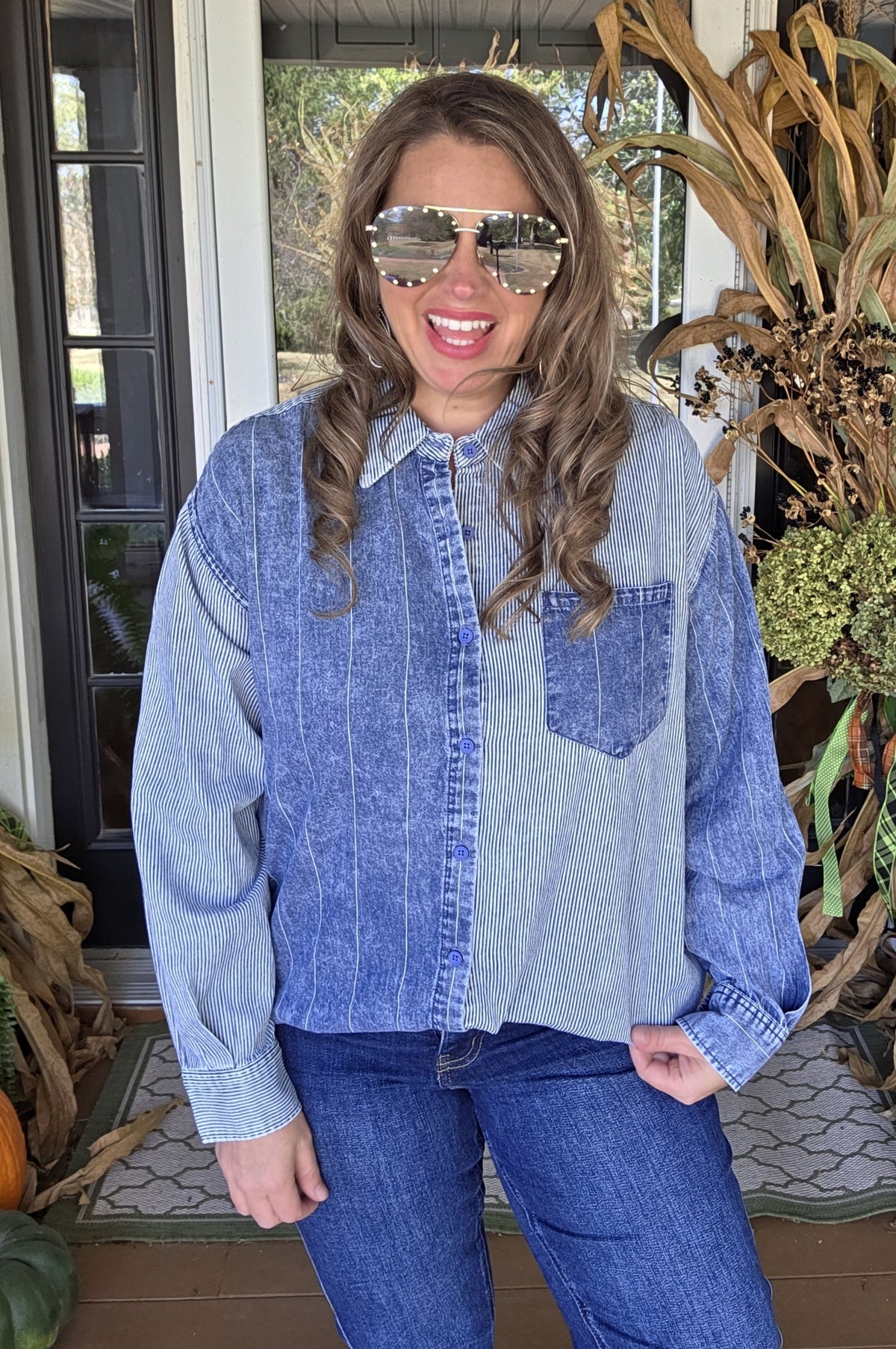 INDIGO STRIPED CONTRAST BUTTON DOWN TOP