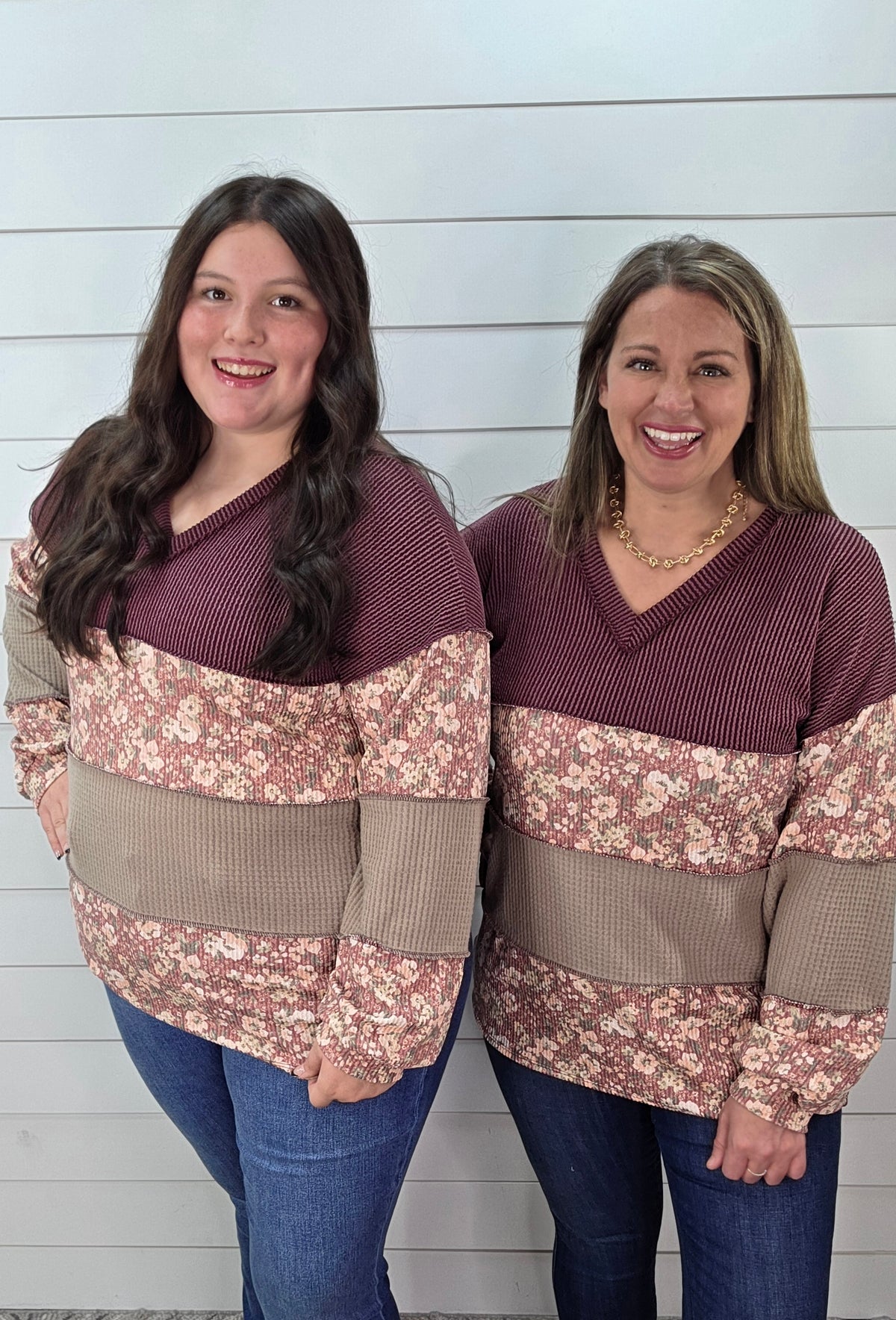 BURGUNDY RAISED RIBBED FLORAL COLORBLOCK KNIT TOP