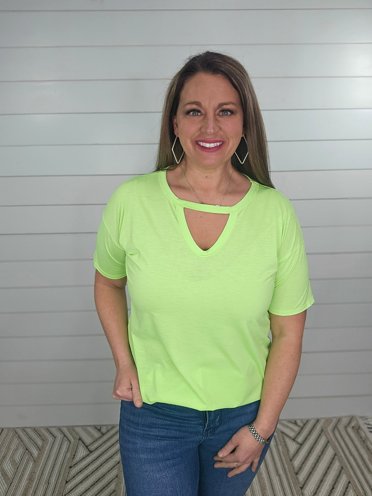 NEON LIME KEYHOLE TOP