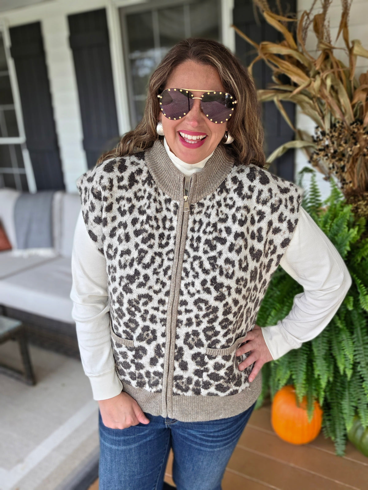 MOCHA LEOPARD ZIP UP SWEATER VEST