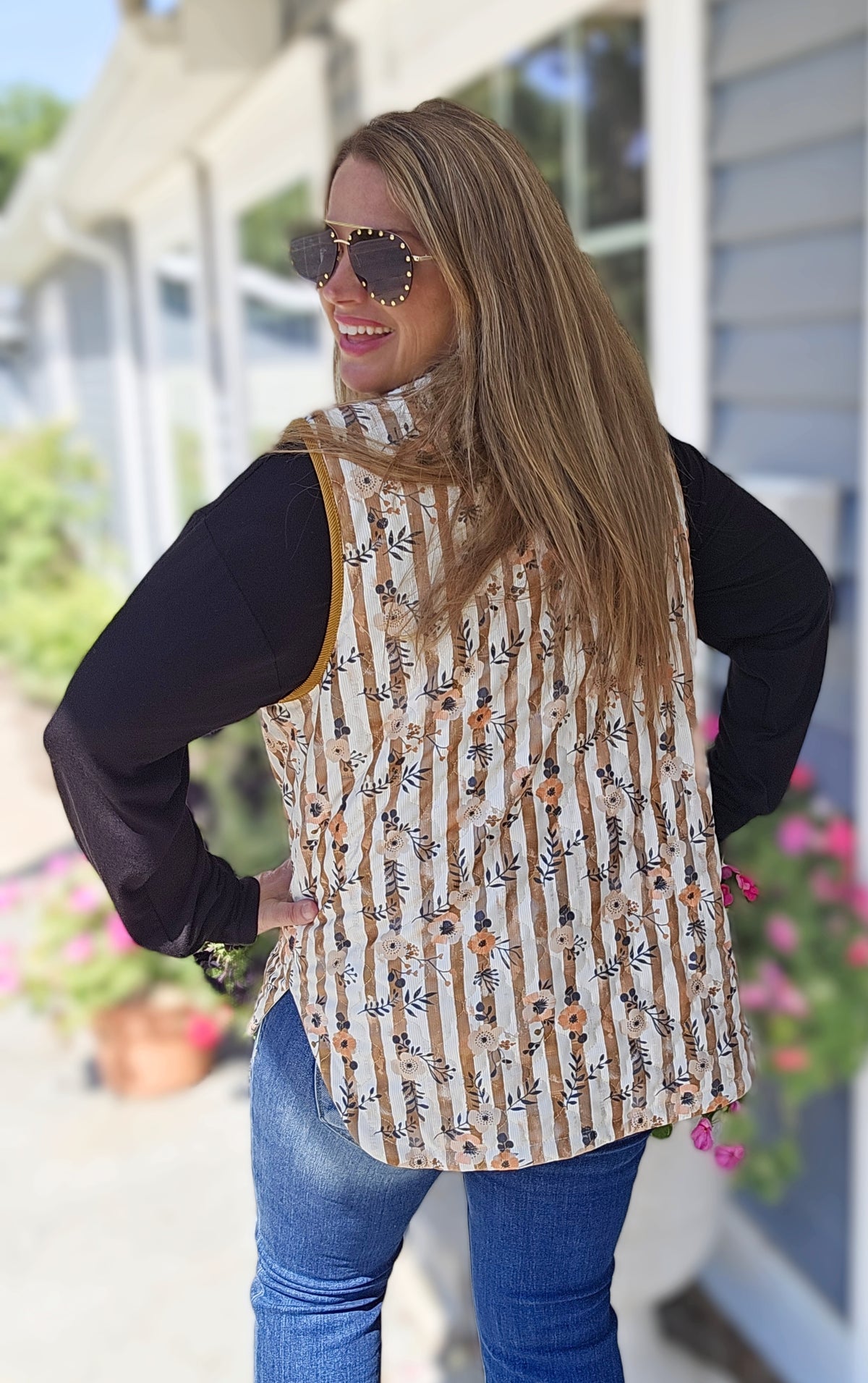 CAMEL STRIPED/FLORAL ZIP UP QUILTED VEST