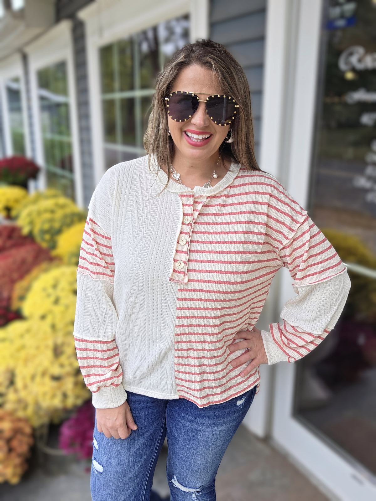 MAUVE CONTRAST STRIPED/TEXTURED BUTTON TRIM KNIT TOP