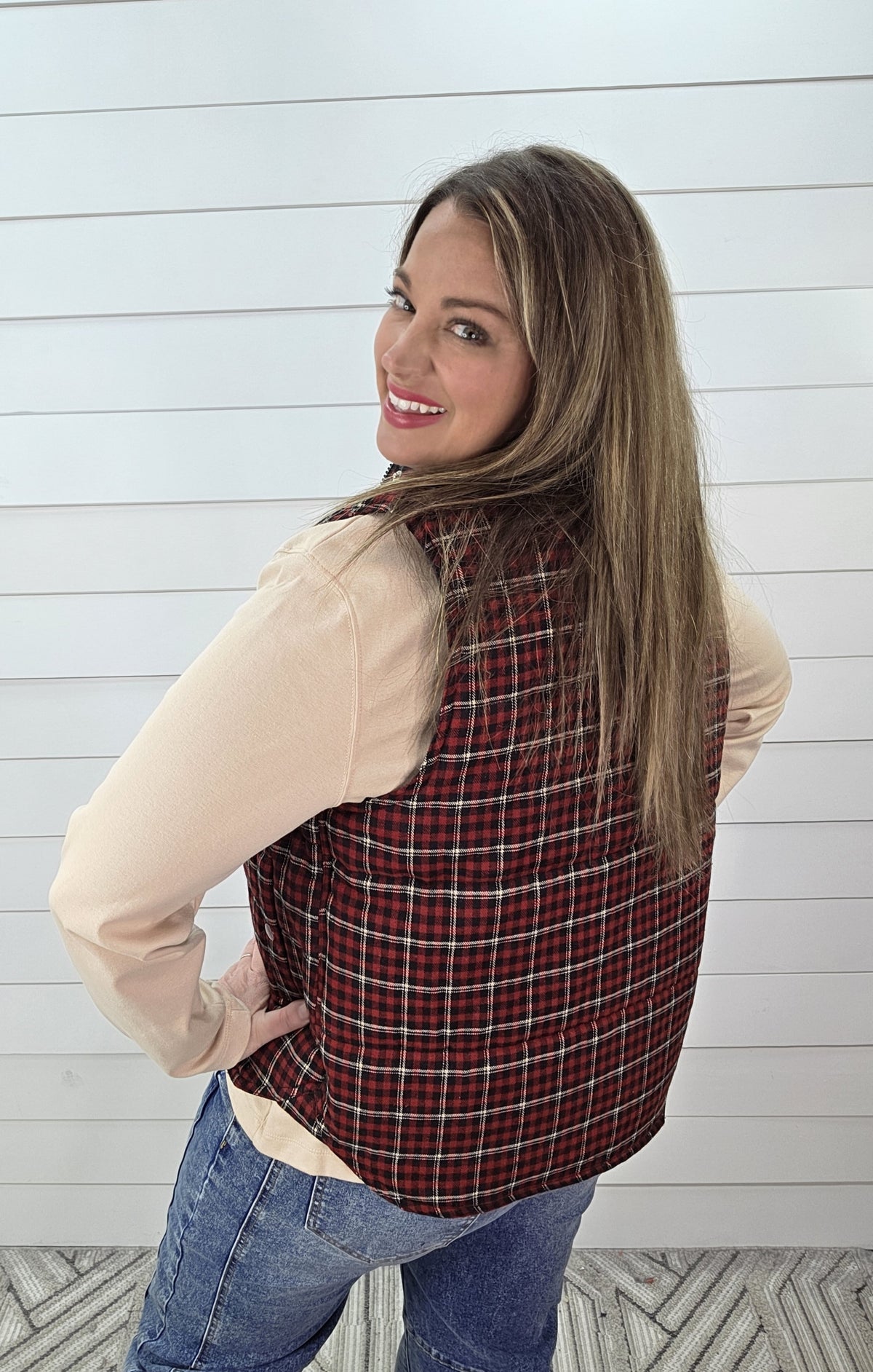 RED/BLACK CHECK PLAID ZIP UP/SNAP PUFF VEST