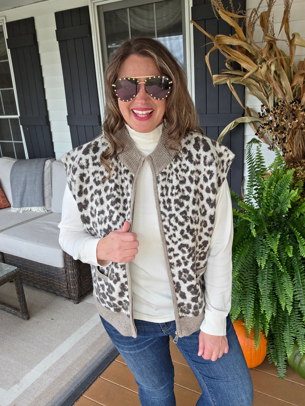 MOCHA LEOPARD ZIP UP SWEATER VEST