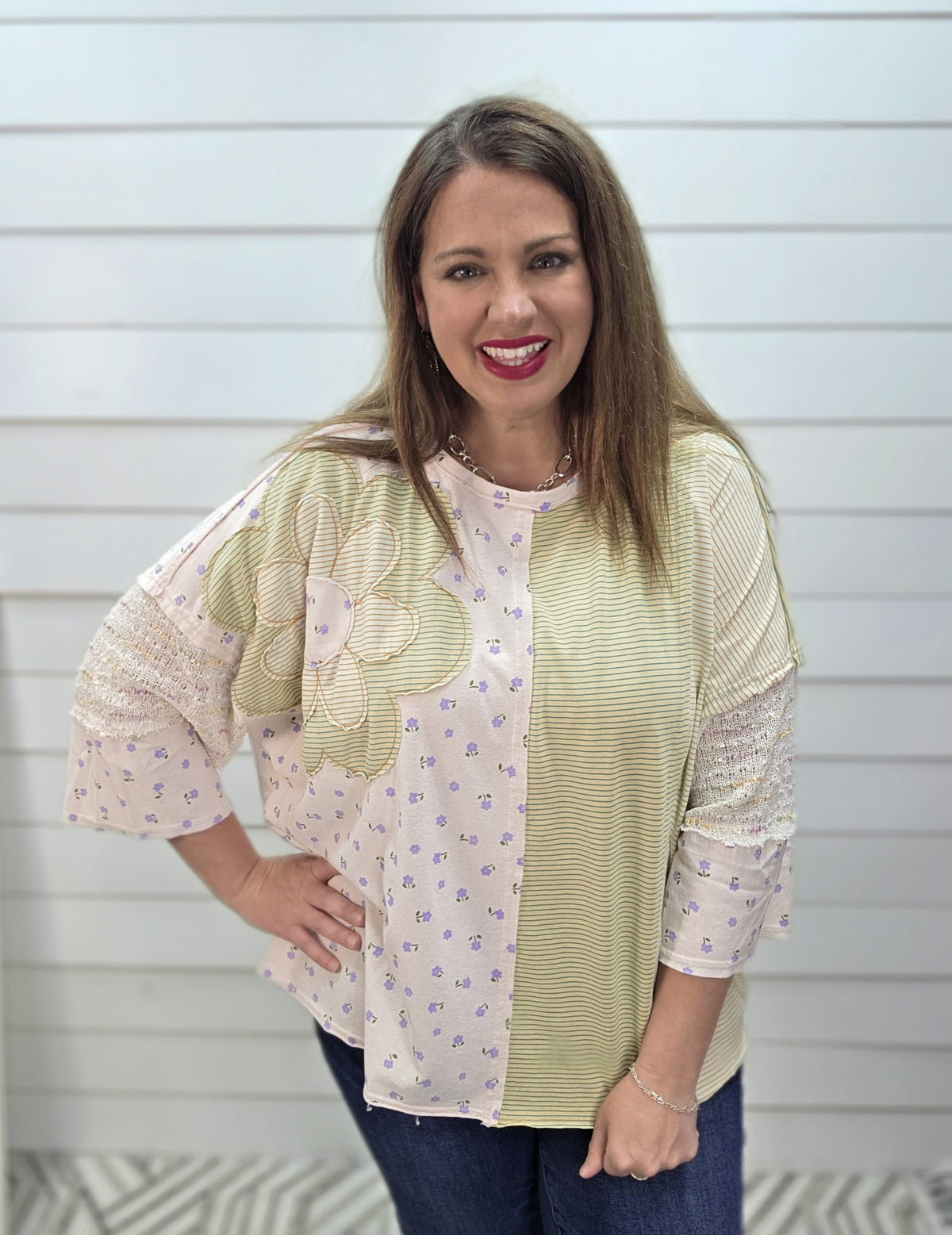 STRIPED/FLORAL OVERSIZED HALF SLEEVE KNIT TOP
