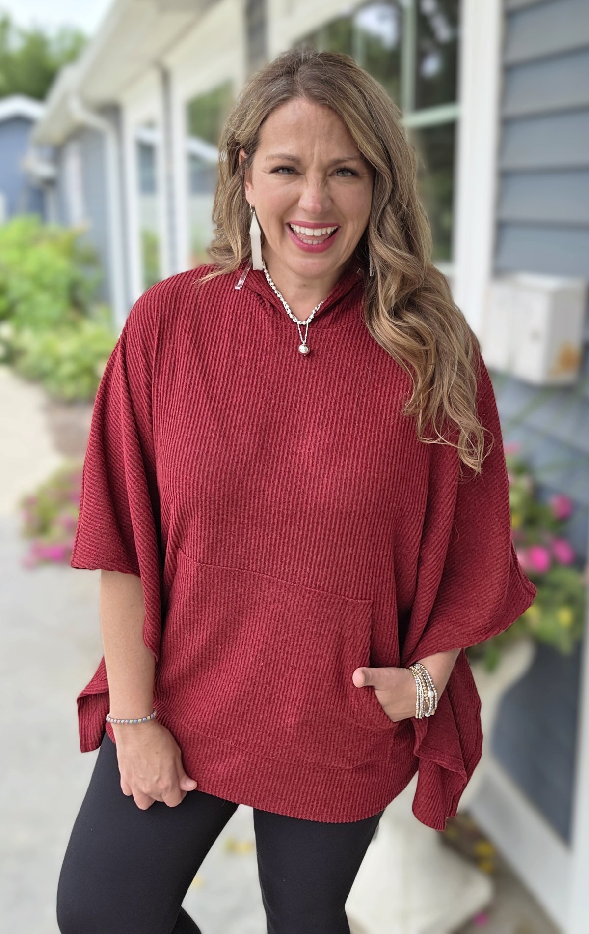 DEAR SCARLETT HORIZON PONCHO HOODIE - WINE