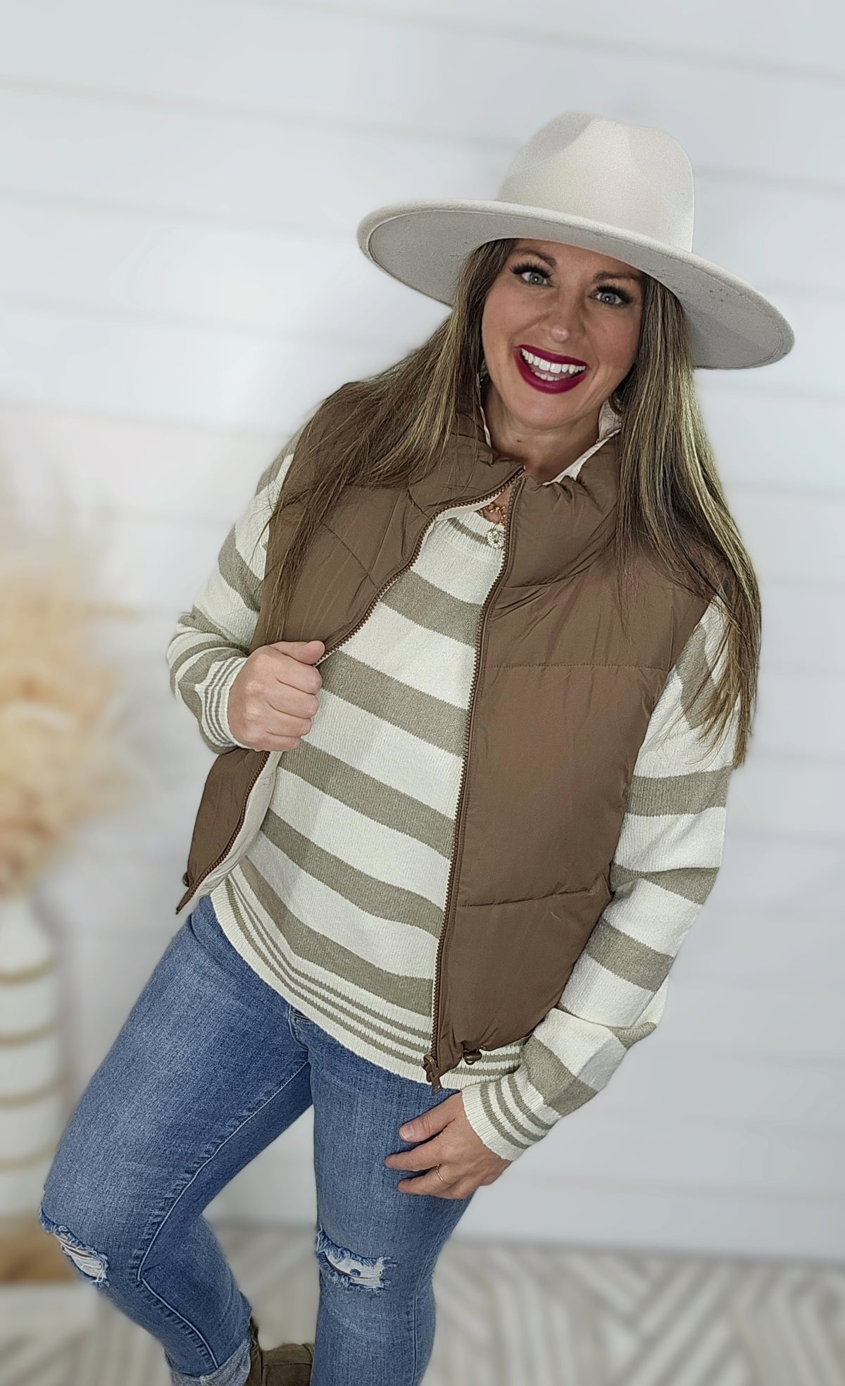 NATURAL/OATMEAL STRIPED KNIT SWEATER