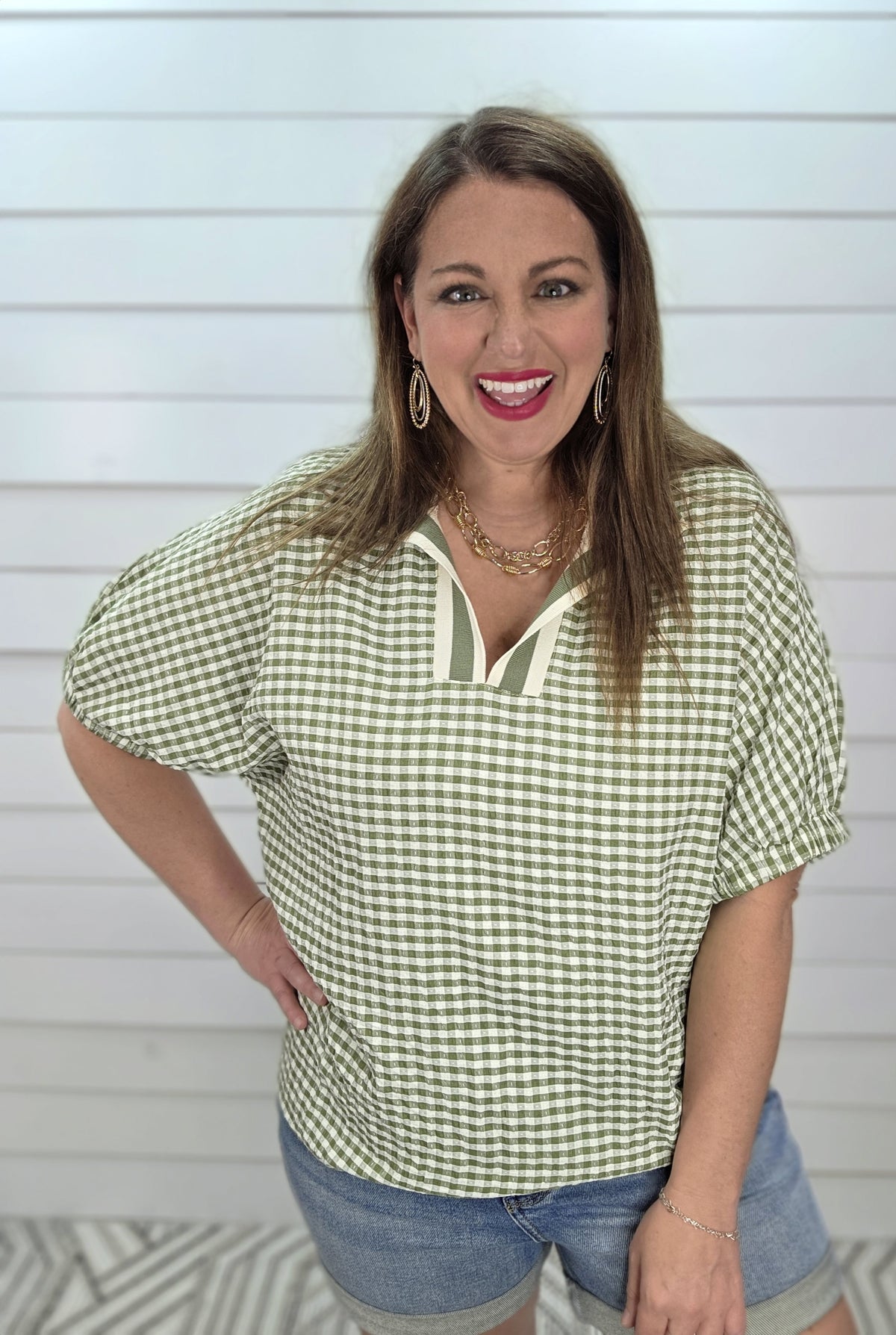 GREEN GIGHAM V NECK WOVEN TOP