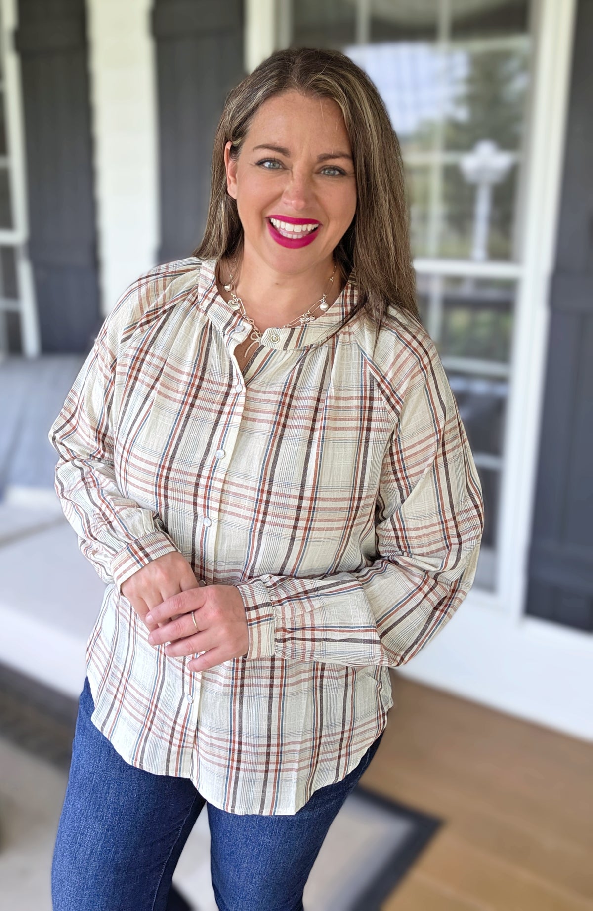 BEIGE PLAID SNAP BUTTON TOP