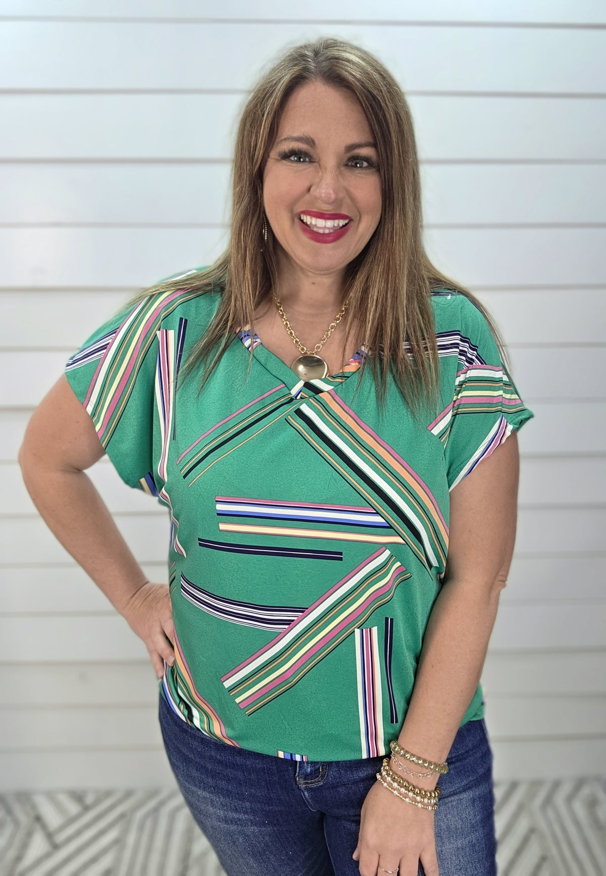 GREEN GEO PRINT V NECK KNIT TOP
