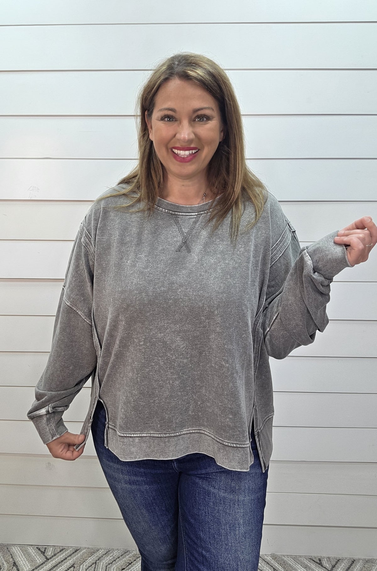 BLACK ACID WASH SIDE SLIT KNIT TOP