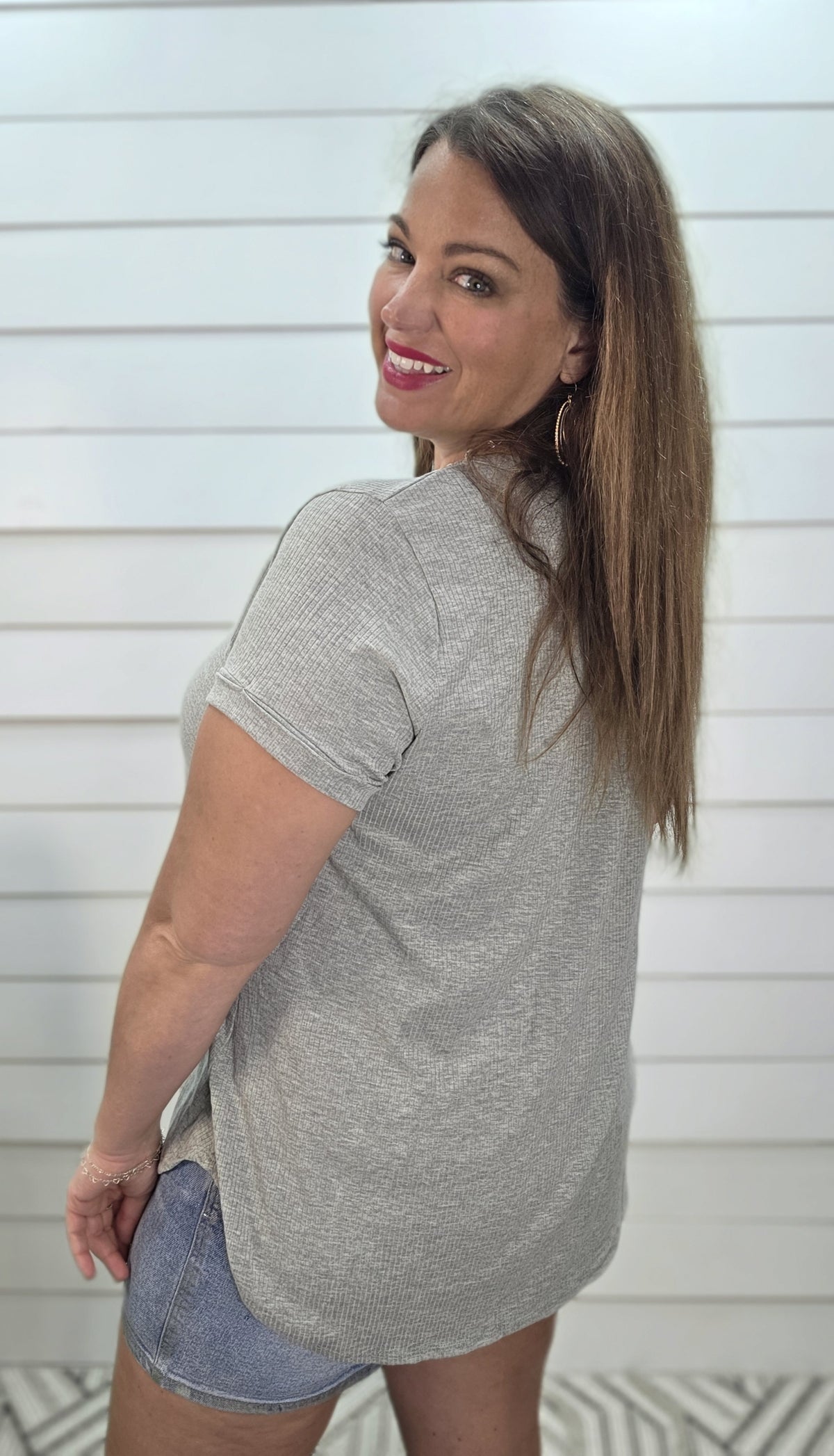 GREY RIBBED V NECK KNIT TOP