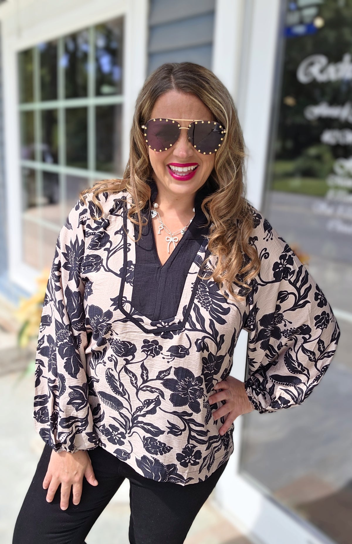 TAUPE/BLACK FLORAL V NECK WOVEN TOP