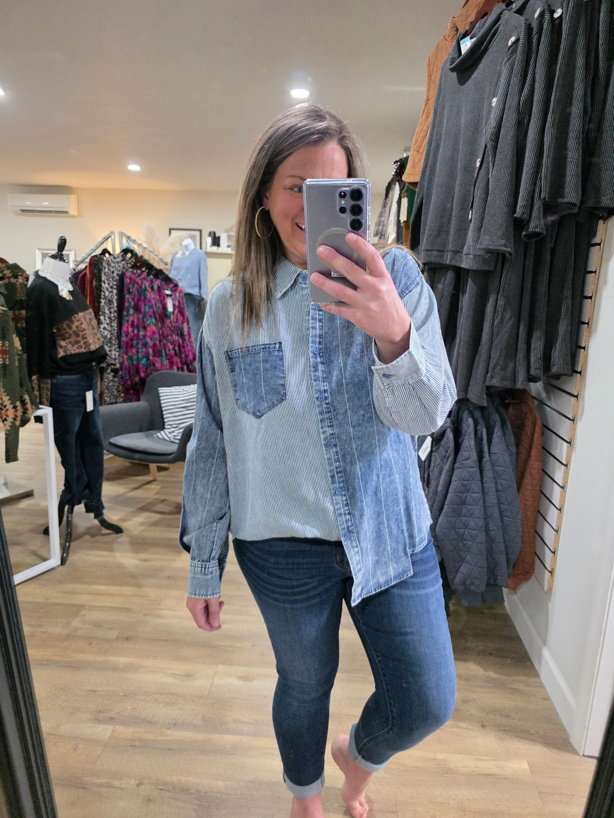 INDIGO STRIPED CONTRAST BUTTON DOWN TOP