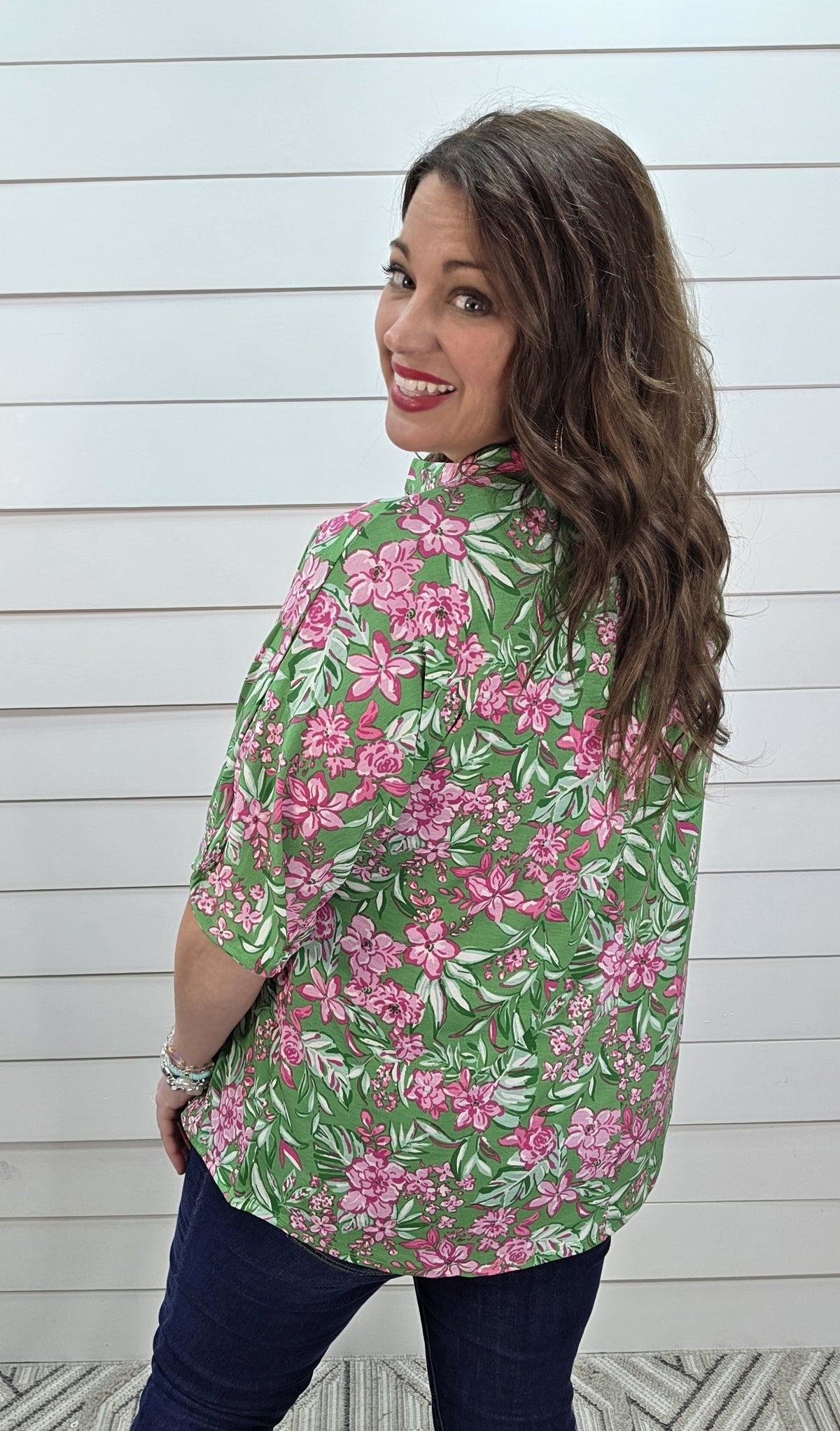 DEAR SCARLETT BREEZE SPLIT SLEEVE TOP - GREEN/PINK FLORAL PRINT