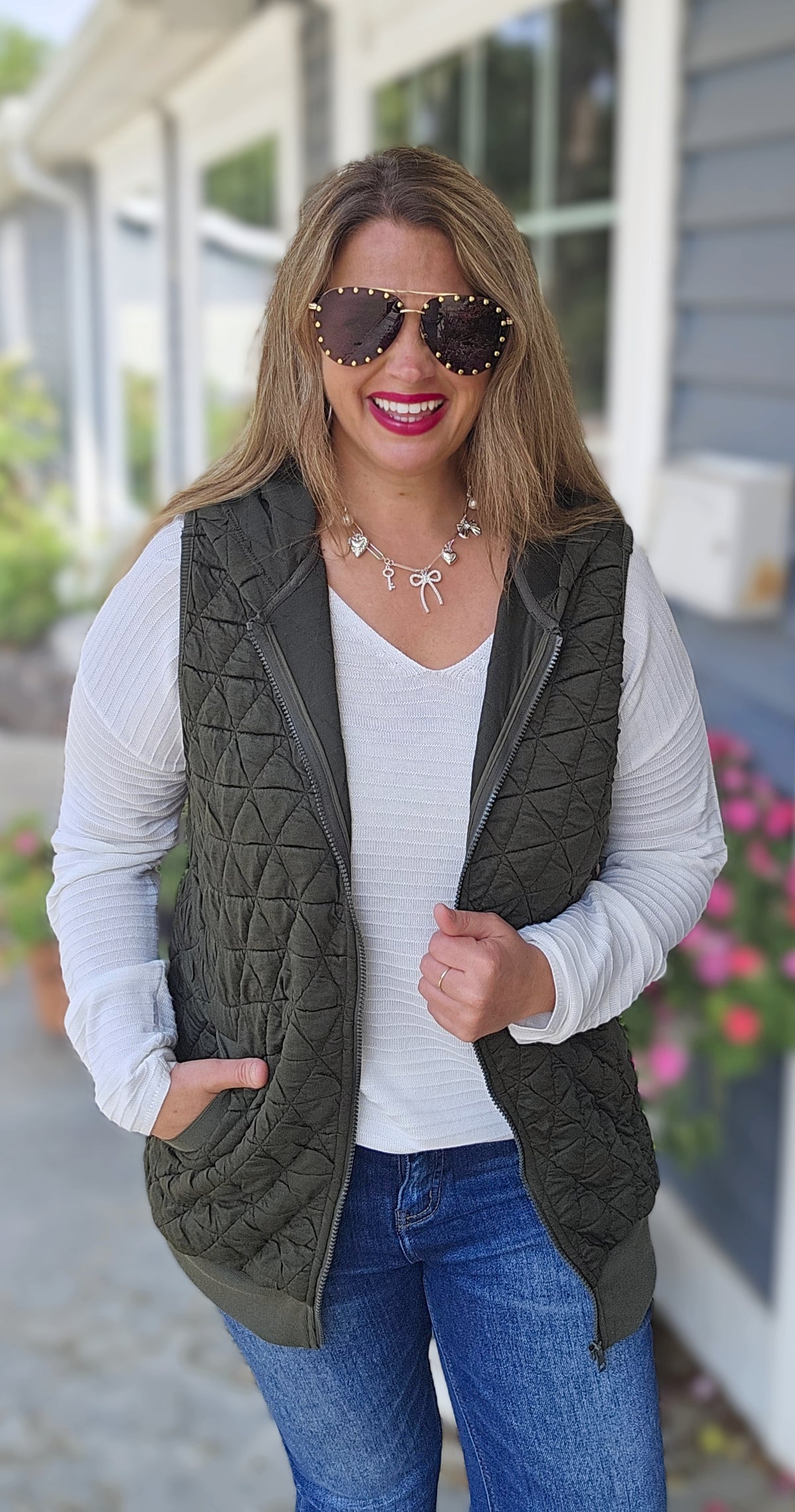 HUNTER GREEN QUILTED HOODED VEST