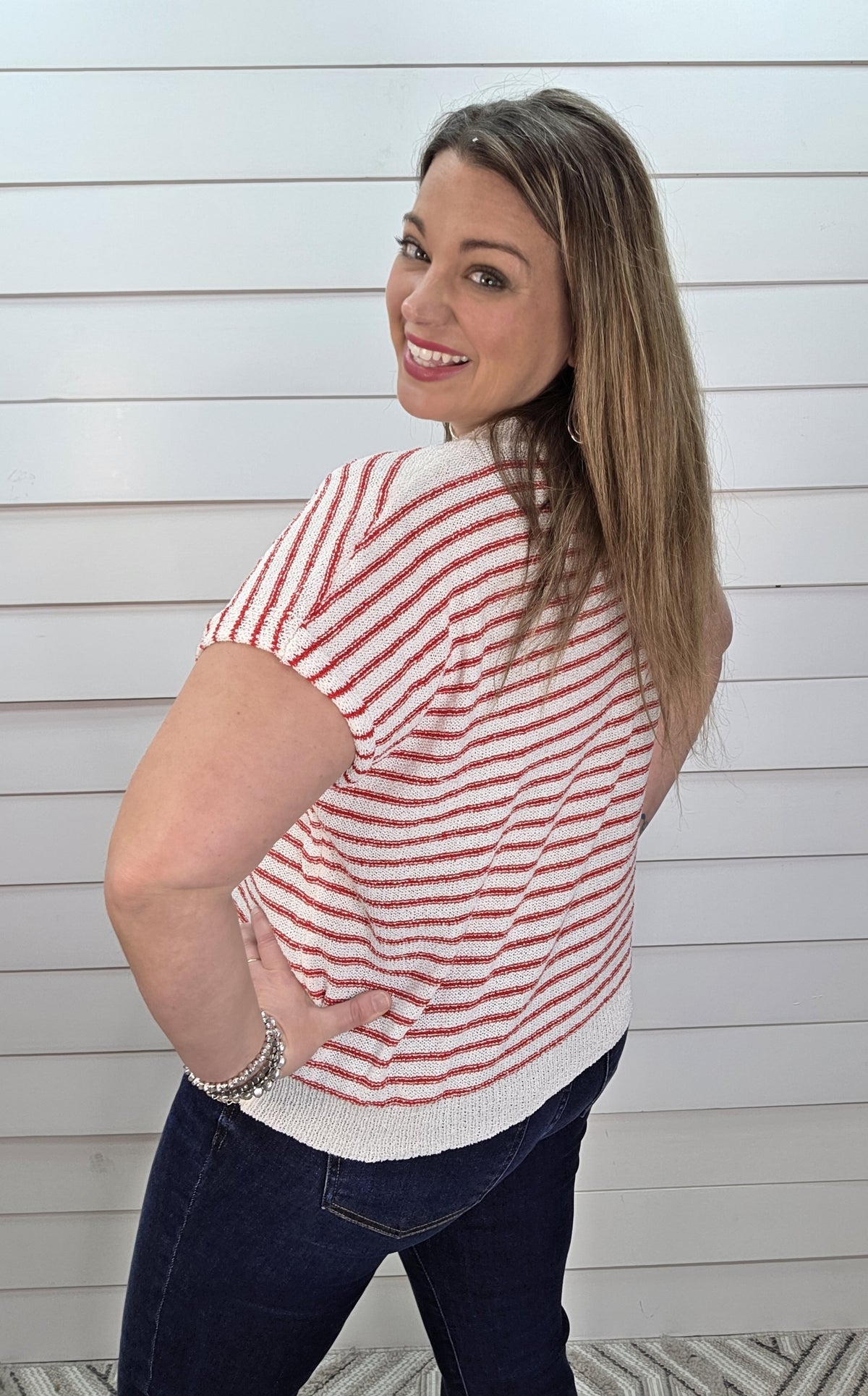 RED/WHTIE STRIPED SWEATER KNIT SHORT SLEEVE TOP