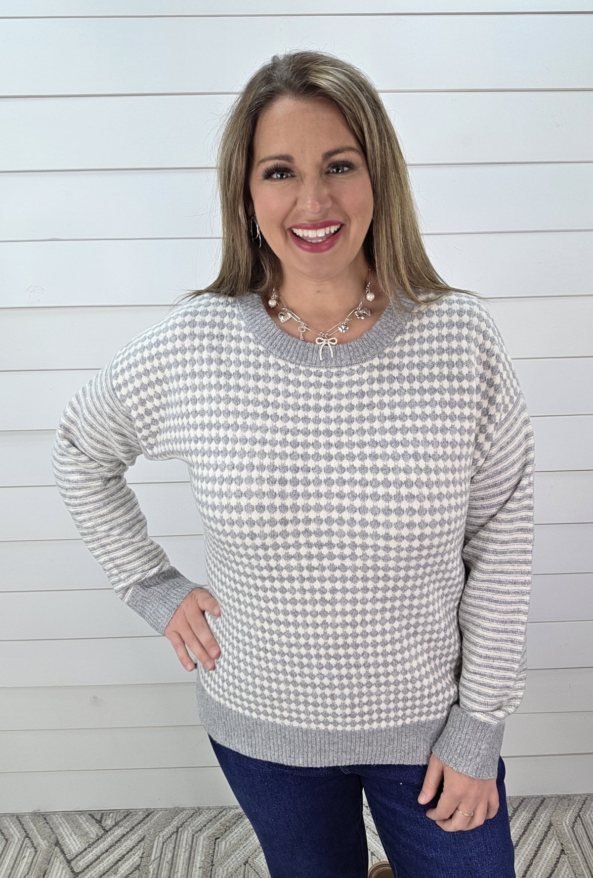 GREY CHECKERBOARD/STRIPED CONTRAST KNIT PULLOVER SWEATER