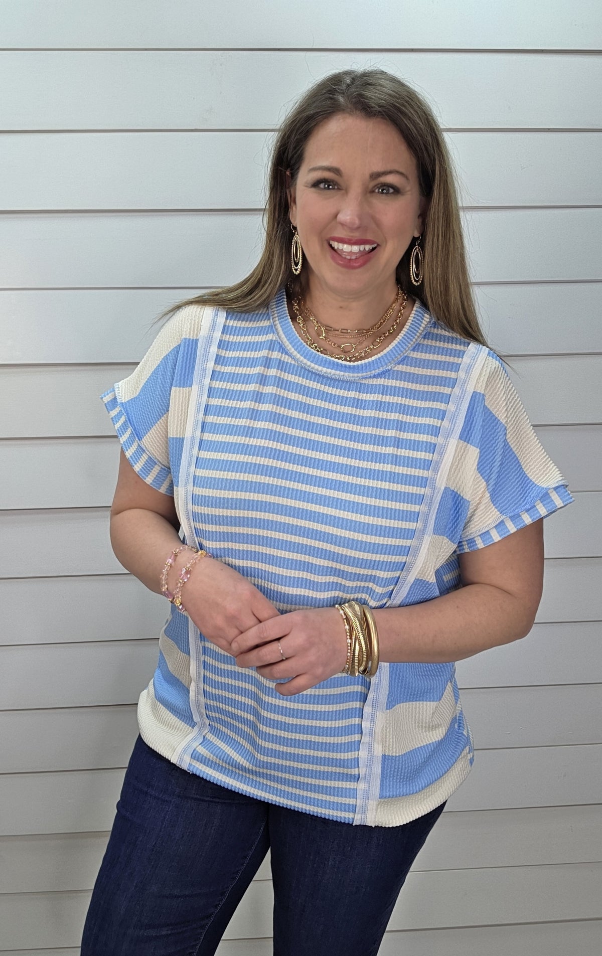 CREAM/BLUE CONTRAST STRIPED RAISED RIBBED KNIT TOP