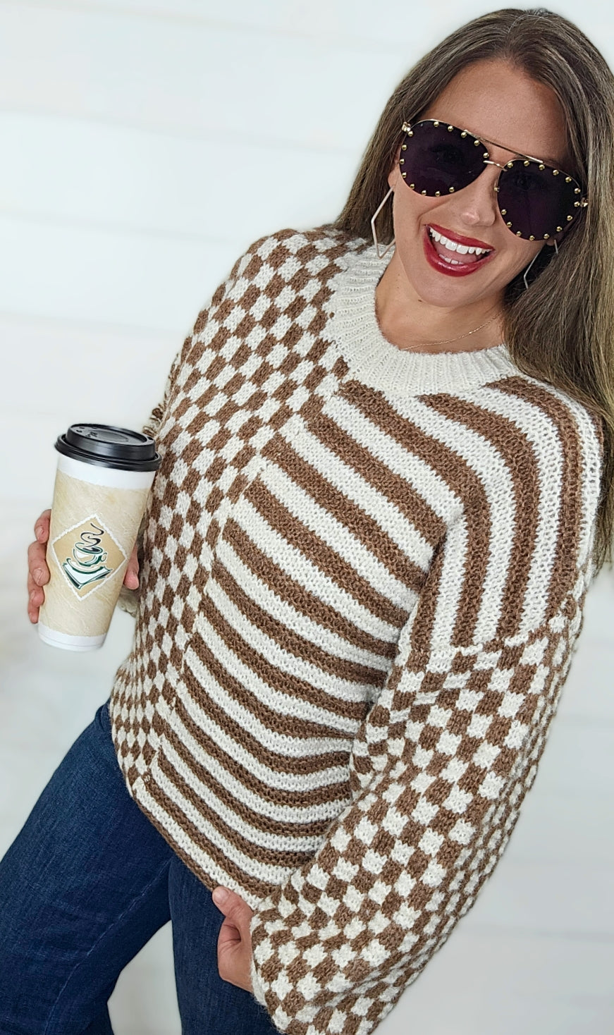 MOCHA CHECKERED CREW NECK SWEATER