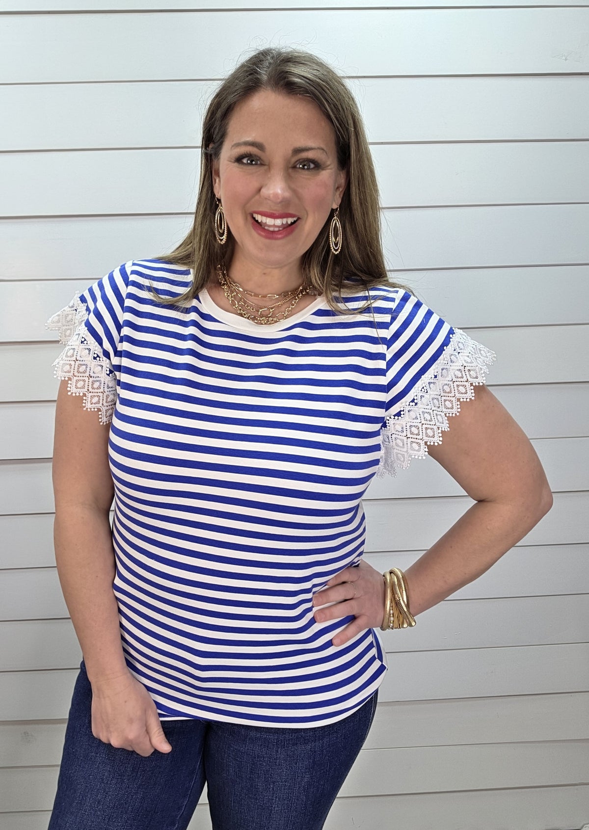 BLUE STRIPED FRENCH TERRY TOP W/ LACE SLEEVES