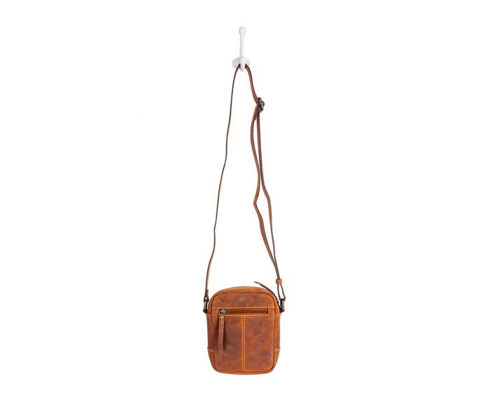 MYRA KURLINGHAM ESSENTIALS LEATHER BAG