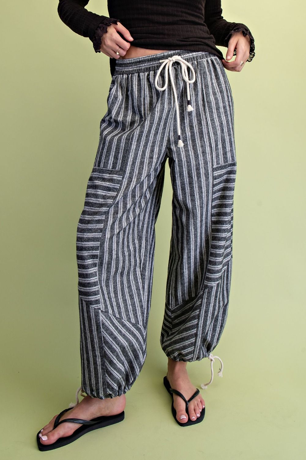 CHARCAOL STRIPED ELASTIC WAIST PANTS