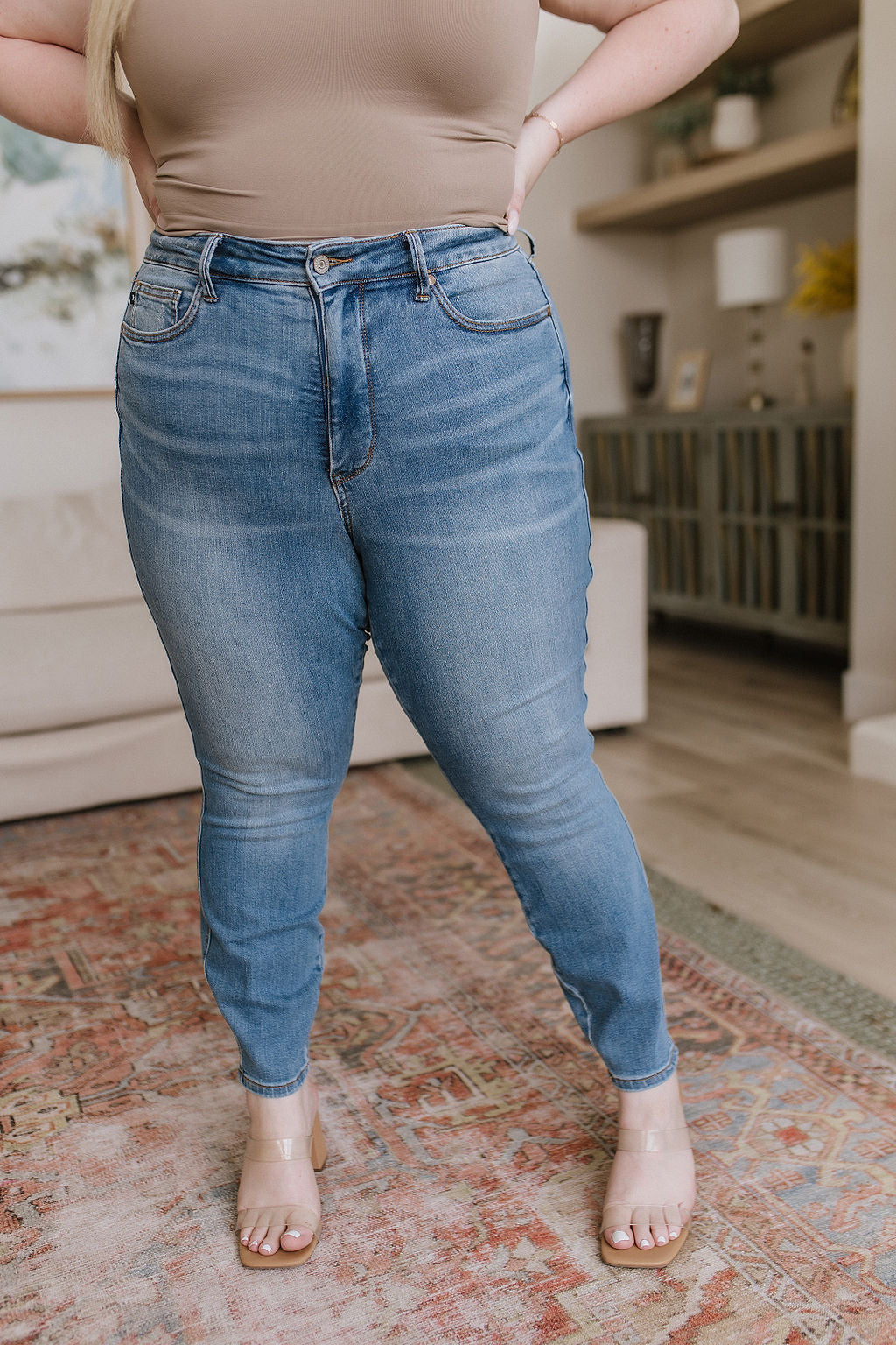 Judy Blue Betsy High Rise Tummy Control Shield Pocket Skinny Jeans