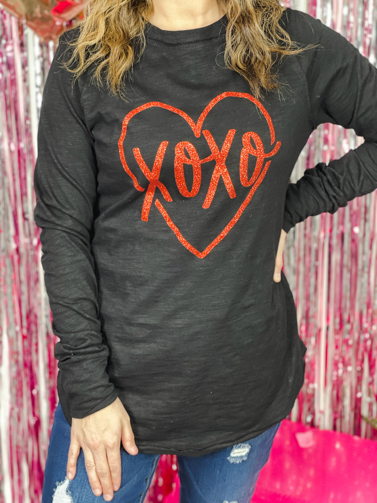 BLACK XOXO HEART LONG SLEEVE TOP